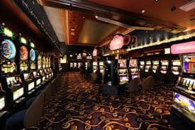 Live Sic Bo game table showing three dice and multiple betting areas for Bangladesh players